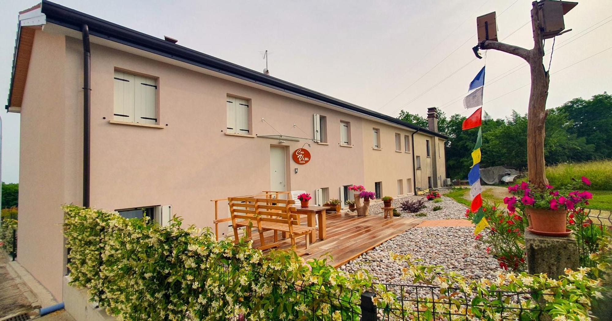 Casa Vilma Hotel Paderno del Grappa Bagian luar foto